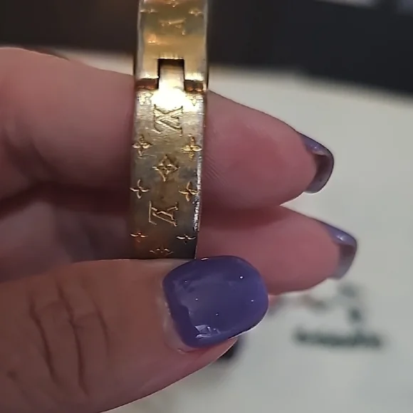 Louis Vuitton Gold Bracelet - Picture 3 of 6
